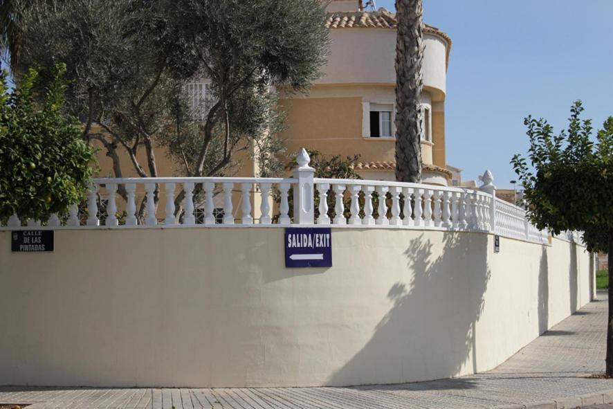 Bnb Casa Frente Al Lago Rosa Torrevieja Eksteriør bilde