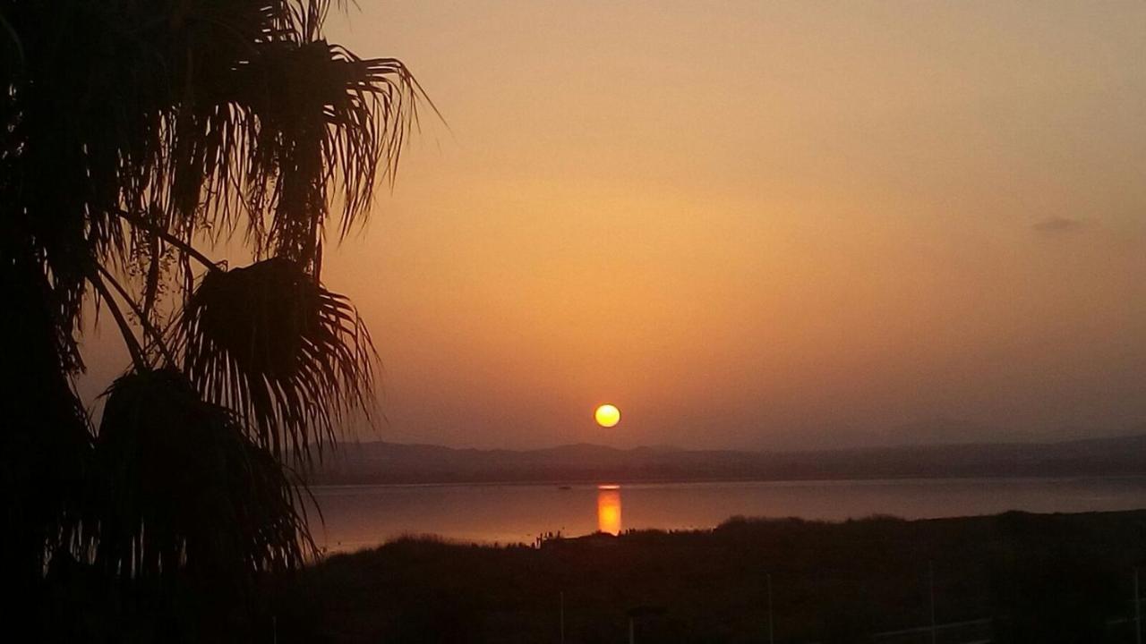 Bnb Casa Frente Al Lago Rosa Torrevieja Eksteriør bilde